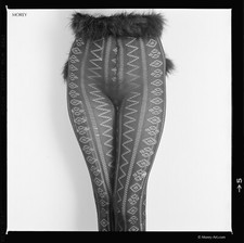 DHA 792.05R B&W Figurenstudie