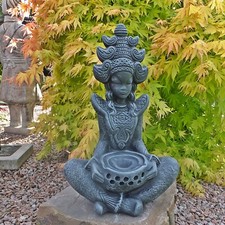 Steinfigur Sarasvati indische