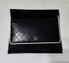 Original CHANEL Portemonnaie – Schwarz/Weiß, Leder, mit Box