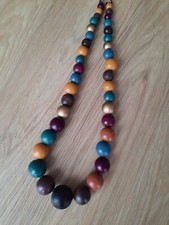Collier / Kette mit Holzkugeln / Verstellbar