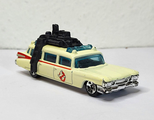 Hot wheels ghostbusters - hot,