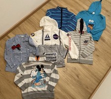 Jungen Paket Gr.122/128 H&M, Mickey Mouse, Sesamstraße, NASA, Topolino Polizei