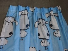 Vorhangschals Kinderzimmer Schafe blau & Vorhänge weiß