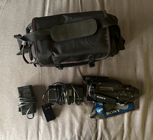 Sony handycam ccd fx700e - sony, ccd-fx700e