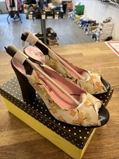 poetic license Floral Peeptoe