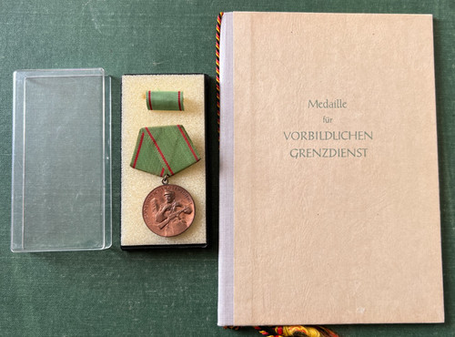 Ddr orden urkunde nva - ddr,