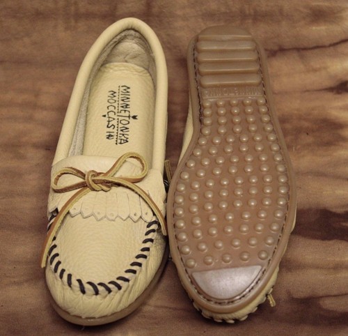 Minnetonka moccasin aus - minnetonka,