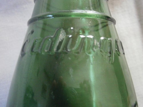 Alte präge flasche - alte, präge-flasche
