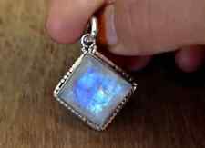 Fabulous Regenbogen Mondstein