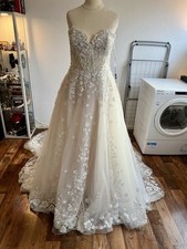 Elegantes brautkleid mit - elegantes,