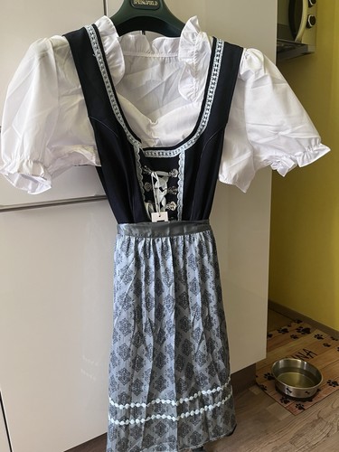Neues dirndl - neues,