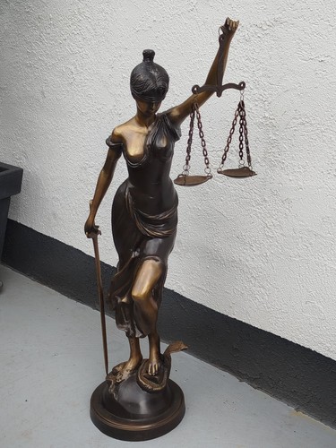 Frauenfigur justitia skulptur - frauenfigur,