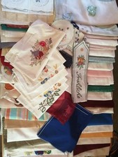 Tischdecken Tischwäsche Deckchen Läufer Mitteldecken Weihnachten Ostern 60 Teile