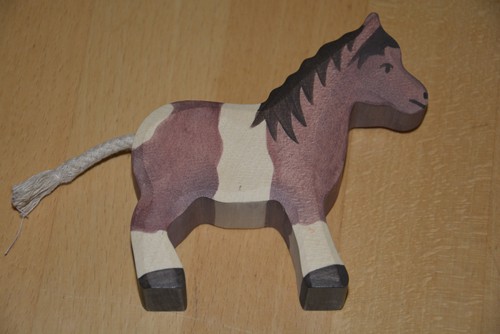 Holztiger pferd stehend - holztiger,