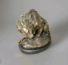 Bronze-Skulptur Marmor: "Löwe