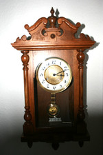 Wanduhr mechanisch, Dugena-Pendregulator, Glockenschlag z. halben, vollen Stunde