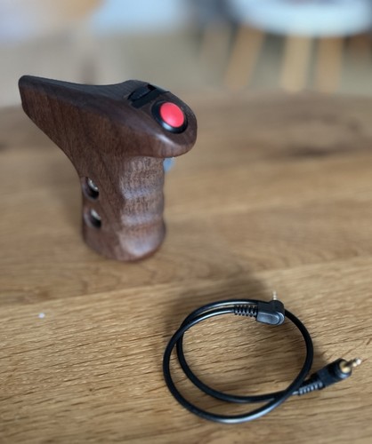 Clutch camera remote handle - clutch,
