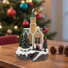 Weihnachtskirche mit Licht und