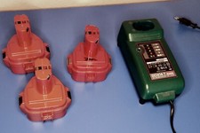 Makita-Ladegerät DC 1414T/7,2-14,4V/+ 3xAkku 12V 2,0 AH 