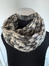 Loop  Grobstrick Schal Beige Grau Olive Esprit