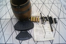 Bierzapfanlage für 4 oder 5 Liter Bier- Blechdose, Marke Karlsberg, Vollholz