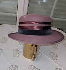 Damen Hut Weinrot Größe 55