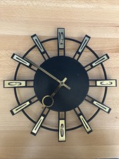 Schmiedeeiserne Wanduhr