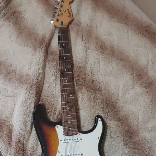 Legend gitarre stratocaster - legend, e-gitarre
