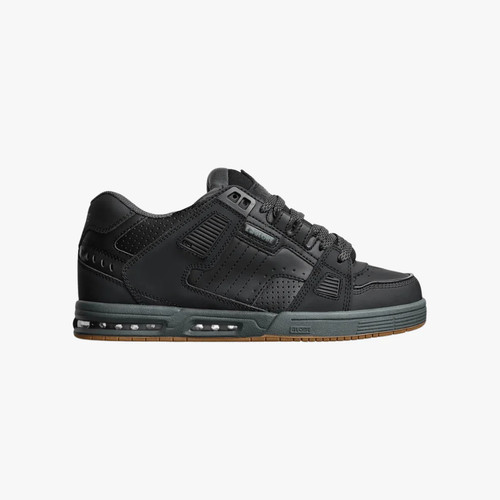 Sneakers globe sabre - sabre, dark