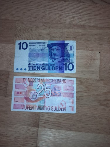 Banknoten gulden 1968 und - 10,