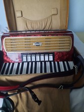 Selbstspielendes Akkordeon  