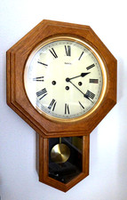 HERMLE - Relativ kleine WESTMINSTER Wanduhr,perfekter Gang,einwandfreier Zustand