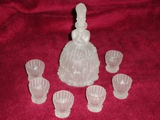 Altes Likör-set Dame mit