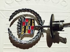 2000 2001 2002 Cadillac DeVille DTS Motorhauben Emblem Hood Ornament 2003 2004