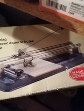 Fliesenschneider.