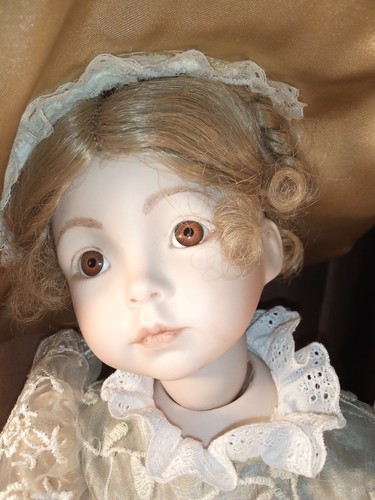 Porzellanpuppe emily - porzellanpuppe, "emily"