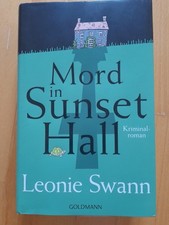 Mord in Sunset Hall von Leonie