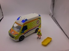 Playmobil Krankenwagen mit