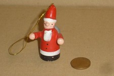 alter DDR Weihnachtsmann Figur