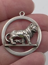 Datiert März 1953 LÖWE