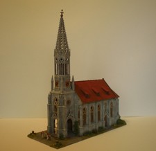 H0 Diorama HO 1:87 Gebäude Stadt Kirche Dom coloriert patiniert beleuchtet