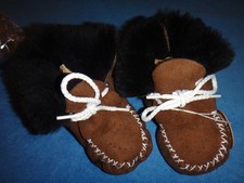 Lammfellschuhe für Babys
