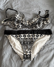 Damen Bikini Set Gr.44  BH 85/D  schwarz/weiß. von Bonprix  collection