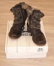 Ausgefallene, hochwertige Damen Stiefeletten m. Edelstahlnieten–Air Step–Gr. 38