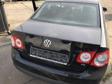 VW Jetta 1K Heckklappe Kofferklappe Heckdeckel Delle LC9X Deep Black Perl