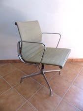 Vitra Charles Eames Chair EA