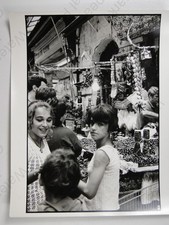 Cuba Market Scene People