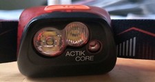 Petzl Actik Core, Stirnlampe 450 Lumen, mit Akku, transparentes rotes Gehäuse?