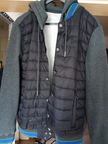 Dünne kapuzenjacke von - kapuzenjacke,