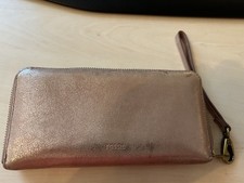 Fossil Geldbörse mit Reißverschluss Schlaufe, innen Kartenslots mehrere Fächer